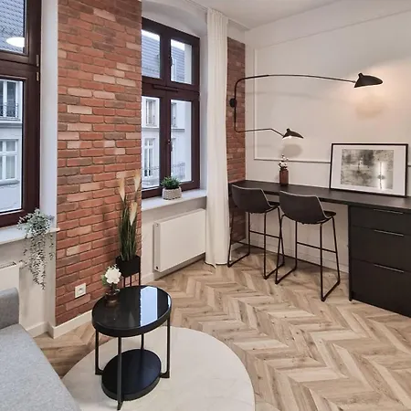 Eleven - Piekary Stary Browar Old Town Lägenhet