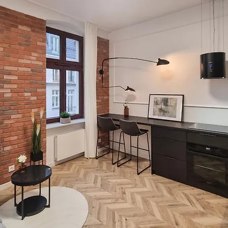 Eleven - Piekary Stary Browar Old Town